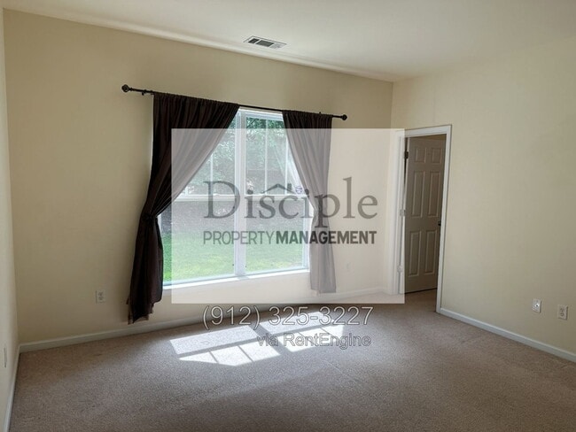 Building Photo - 169 Regency Cir