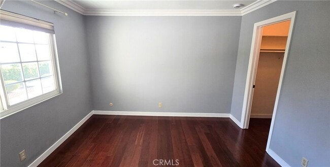 Building Photo - 1400 Post Rd