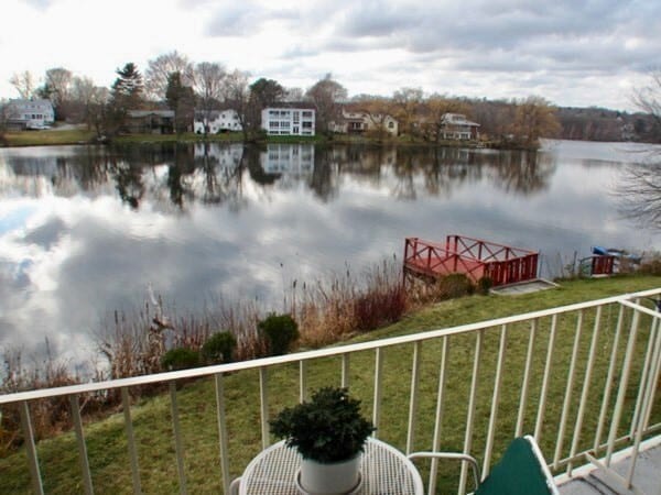 Building Photo - 18 Hamilton Rd