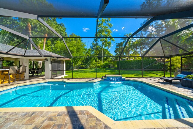 Building Photo - 12466 Quercus Ln