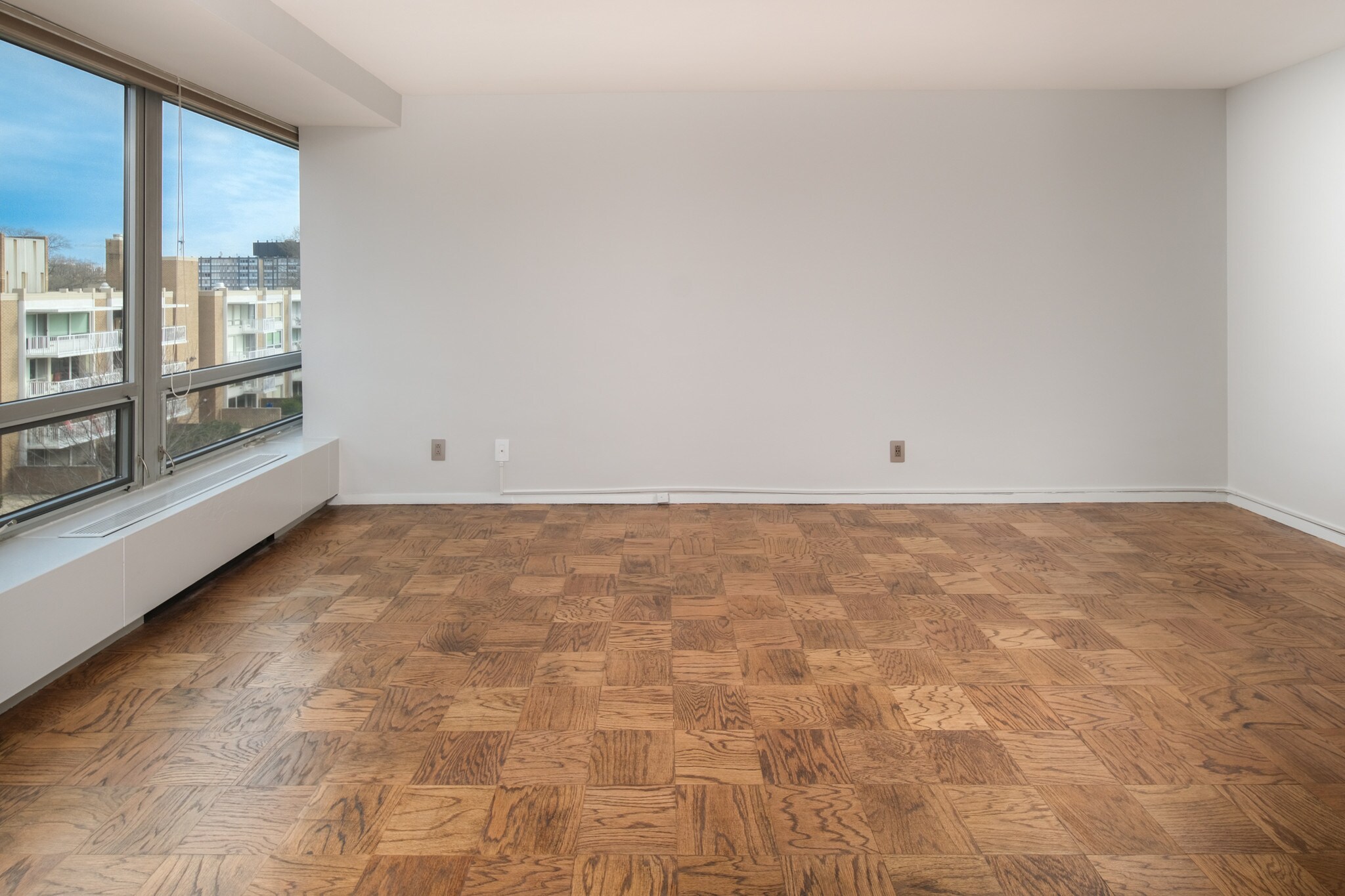 Building Photo - 1425 4th St SW