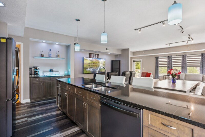 Building Photo - 1829 Park Ave