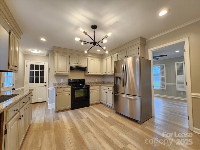 Primary Photo - 7232 Sheffingdell Dr
