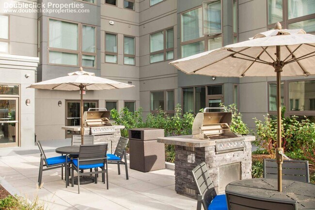 Building Photo - 180 Eastern Ave