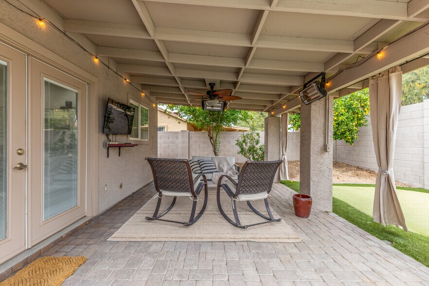 Building Photo - 15433 N 63rd St