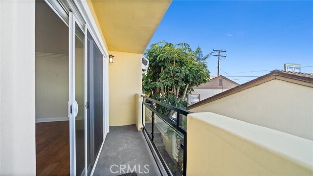 Building Photo - 521 Avenue C