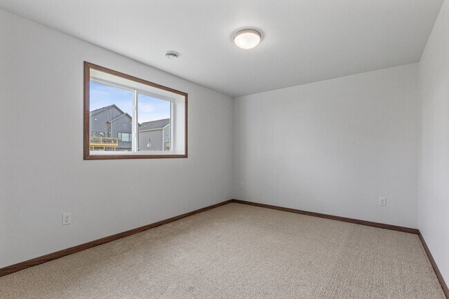 Building Photo - 4-bedroom, 3-bathroom West Fargo Single-Family Home w/ 2 Stall Garage