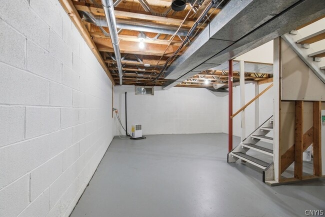 Building Photo - 8457 Bubbling Springs Dr