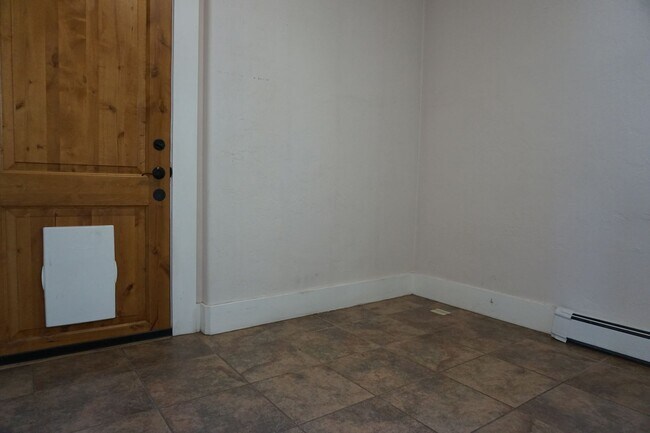 Building Photo - Amazing Remodel Salt Lake Home