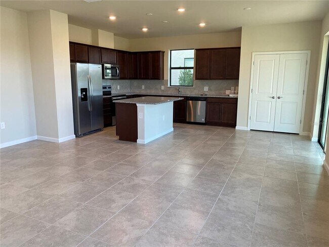 Building Photo - 16236 Pine Mist Dr