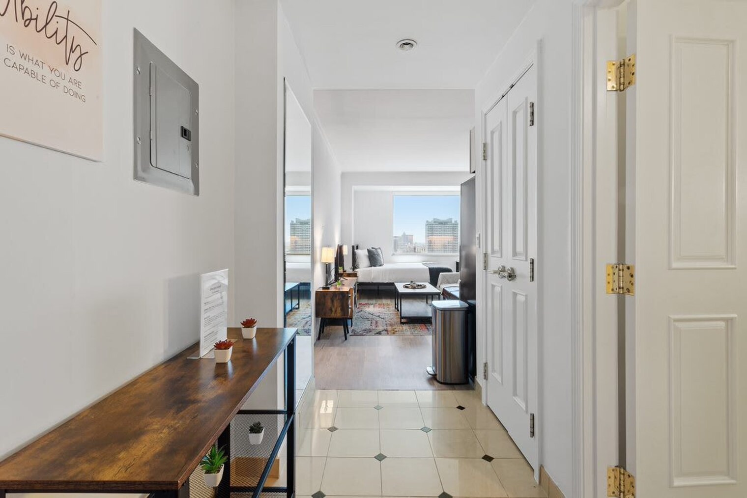 Building Photo - 810 Pacific Ave