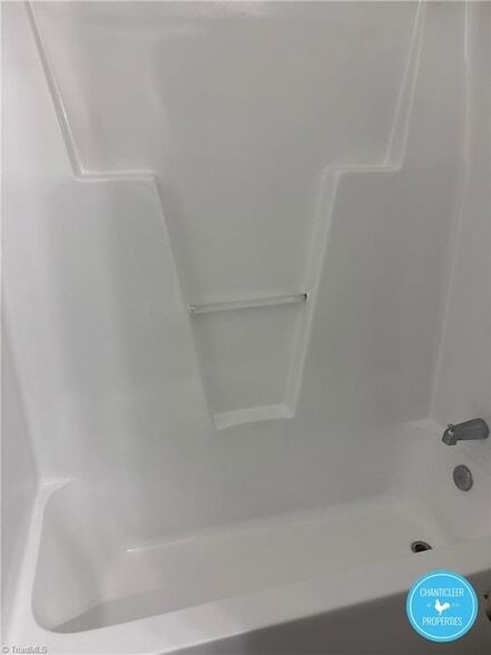 Building Photo - 1041 W Barton St