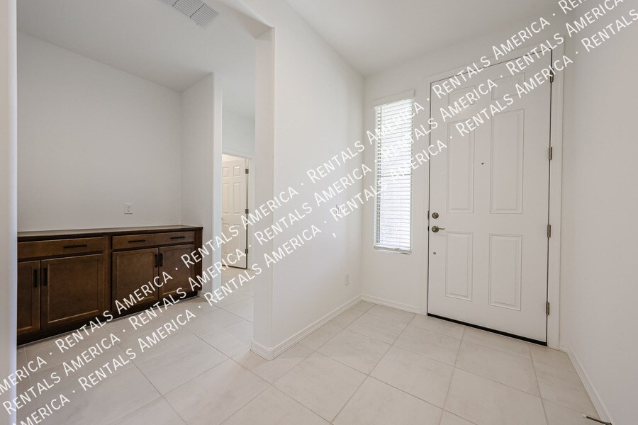 Building Photo - 14750 W Gray Fox Trl