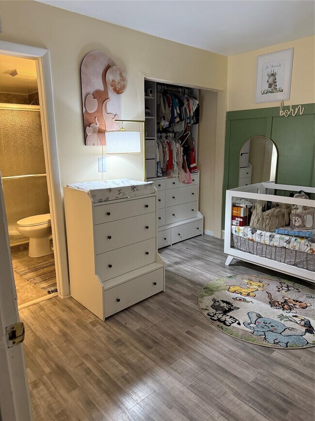 Building Photo - 7355 Woodmont Terrace