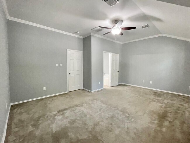 Building Photo - 46 Marble Rock Pl