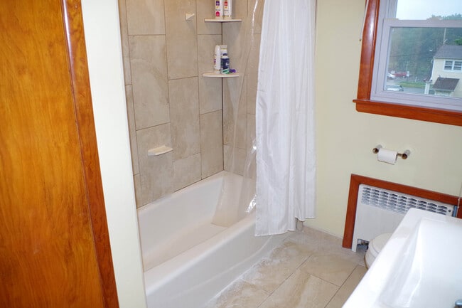 Building Photo - 19 Merrill Rd