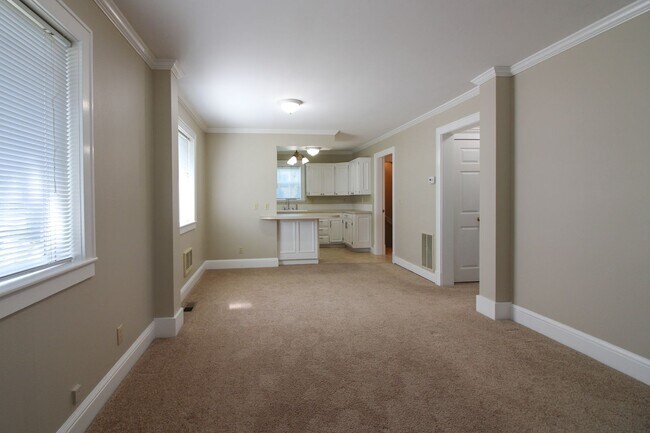 Building Photo - 2161 Winter St SE