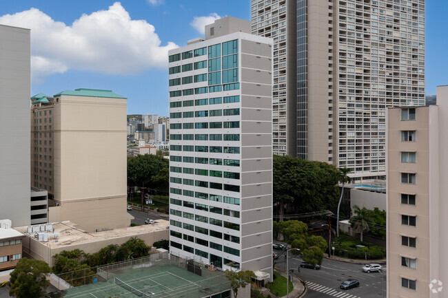 Building Photo - Punahou Regency