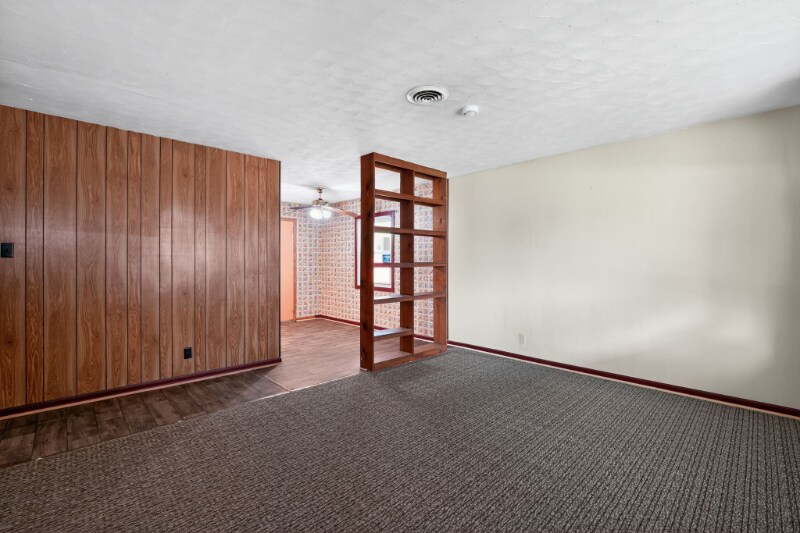Building Photo - 816 St William Dr