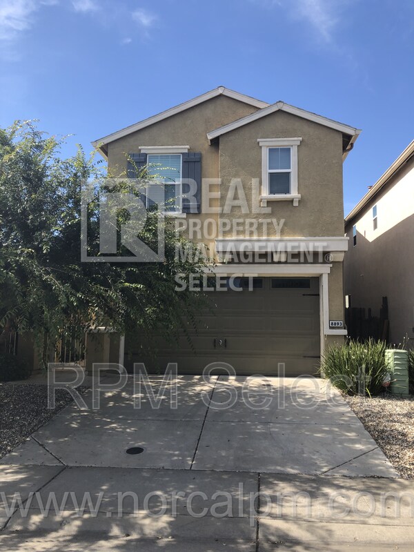 Building Photo - 8893 Robbins Rd