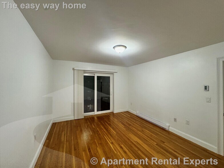 Building Photo - 134 Summer St