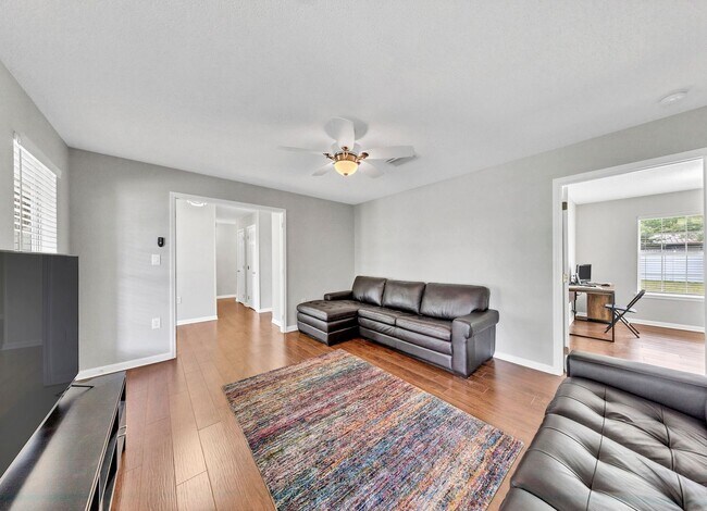 Building Photo - Beautiful 3 Bedroom in Fort Walton Beach