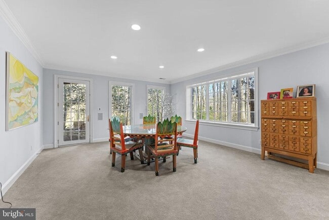 Building Photo - 8541 Old Dominion Dr