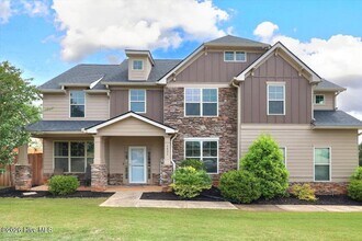 Building Photo - 1421 Dooley Ln