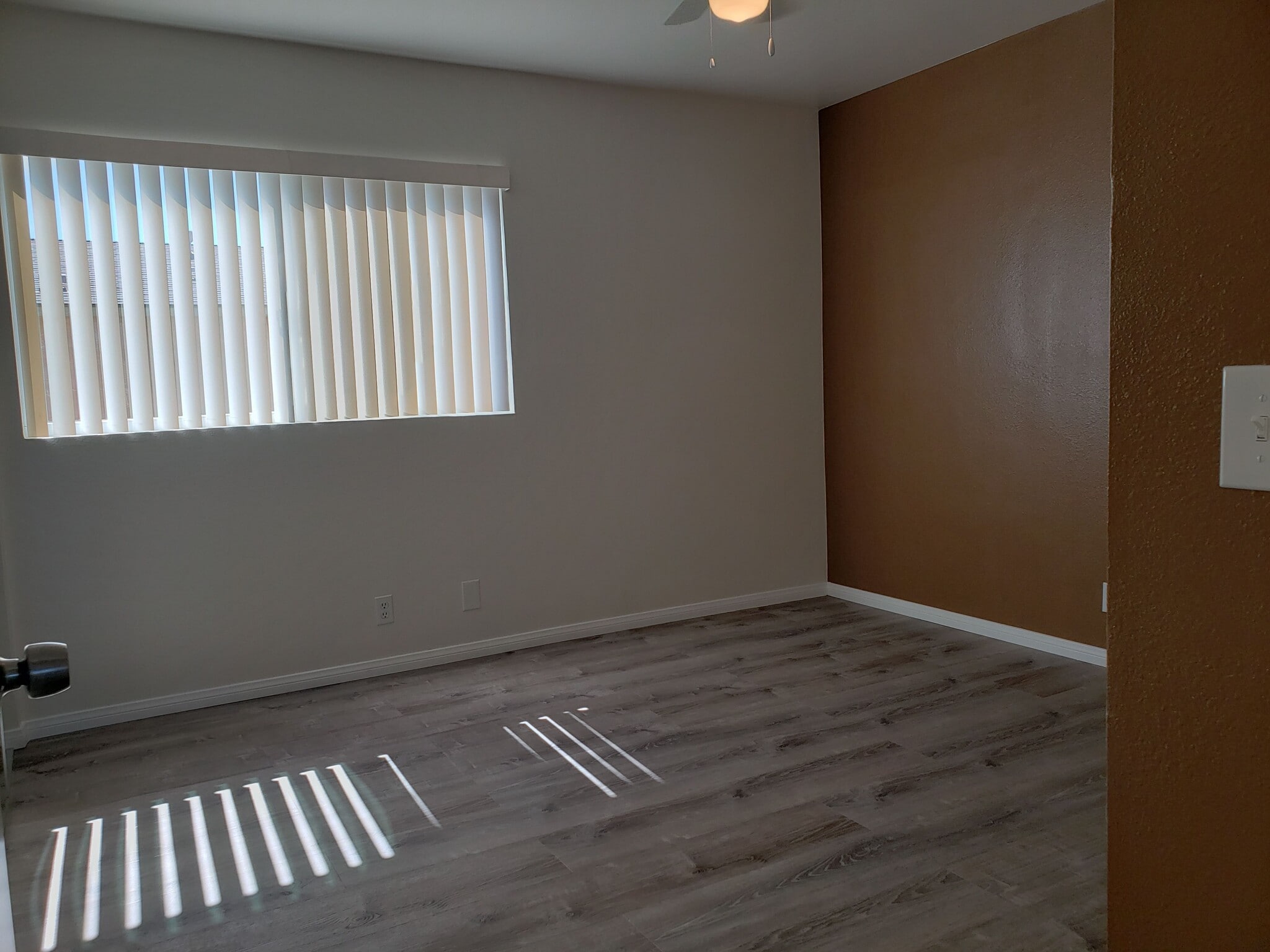 Building Photo - 1261 Victor St