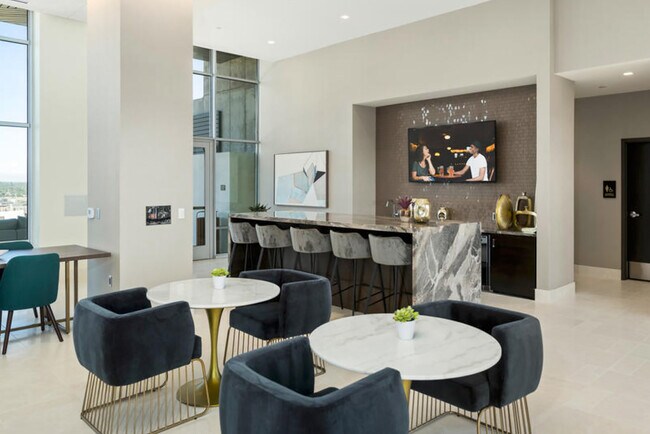 Building Photo - 2100 Welton St