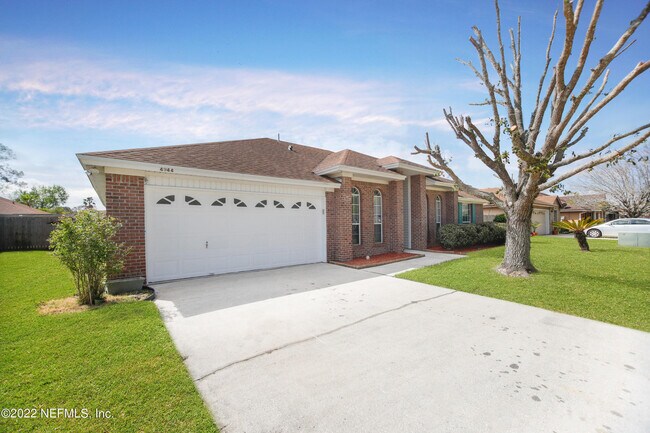 Building Photo - 4944 Greenland Hideaway Dr N