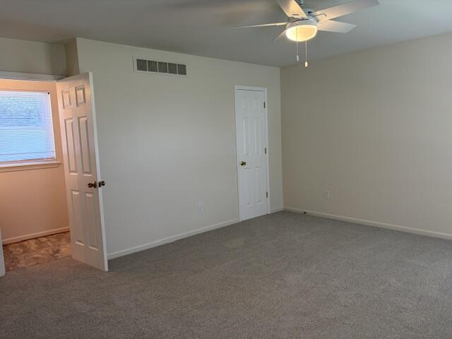 Building Photo - 328 N Pointe Dr