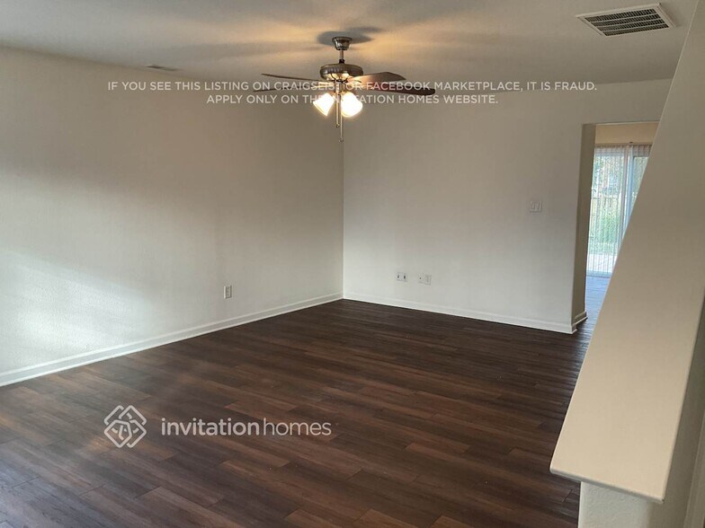 Building Photo - 1001 Sunlight Path Dr