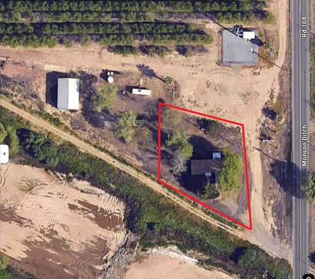 Building Photo - 32221 Rd 108