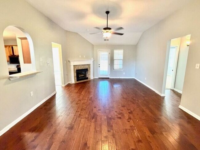Building Photo - Move In Special! Now Leasing a 4 Bedroom2 Bath home in Olive Branch, MS
