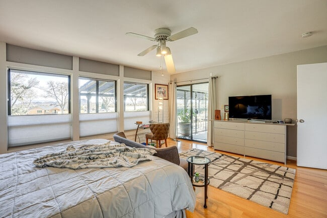 Building Photo - 21 Walking Diamond Dr