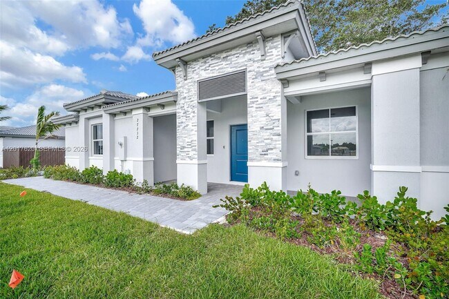 Building Photo - 27232 SW 159th Path