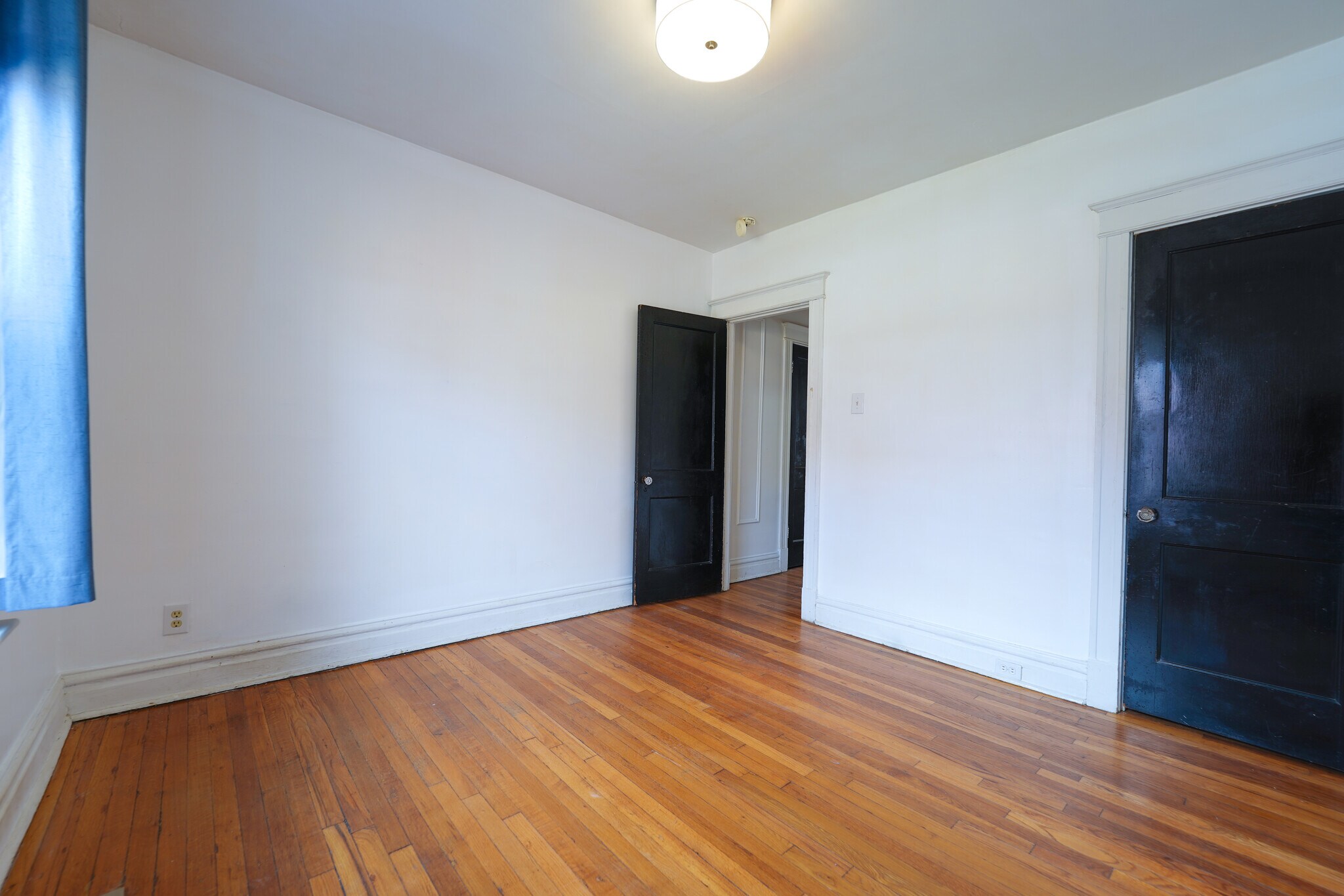 Building Photo - 724 Heman Ave