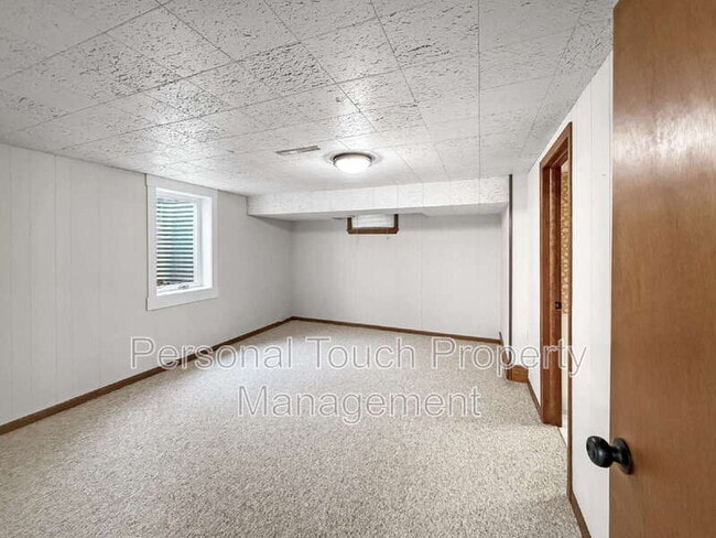 Building Photo - 3231 1st St N