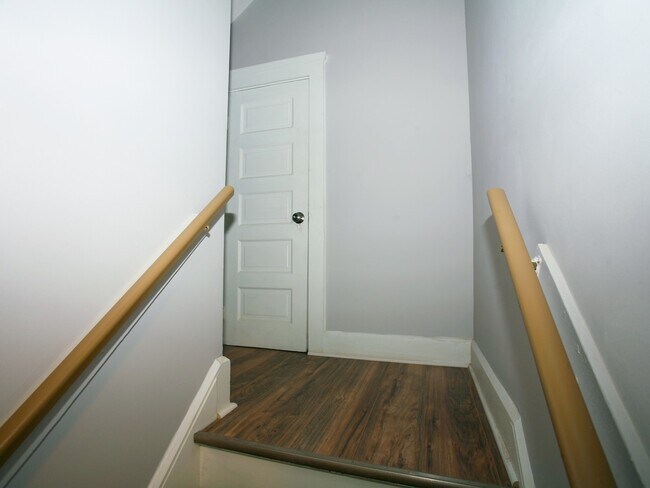 Building Photo - 3 Renovated Story 4 Bed - 2.5 Bath Colonial available for Rent