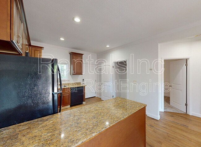 Building Photo - 16914 CA-12