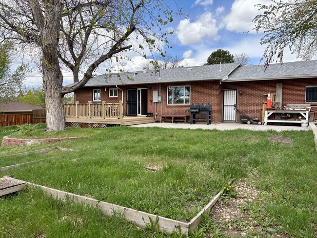 Building Photo - Harvey Park Location!  Single Family Home ...