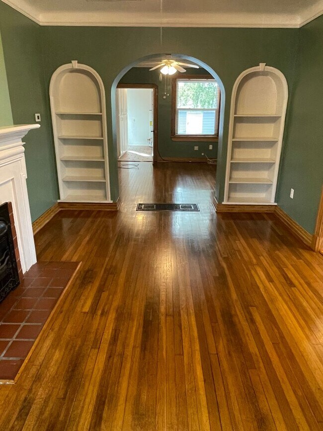 Building Photo - Single Family Home in Quiet Gentilly Neigh...
