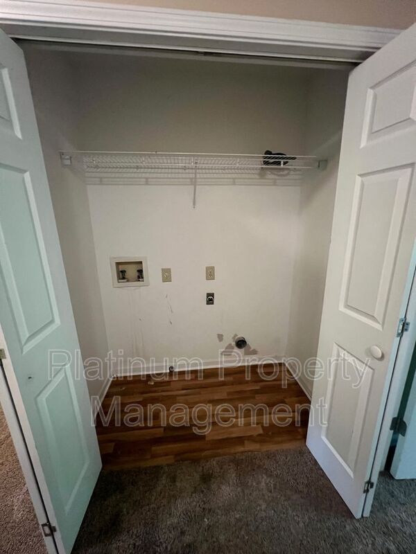 Building Photo - 119 Spring Ridge Dr