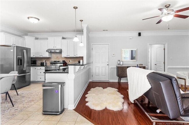 Building Photo - 1321 Braybrooke Pl