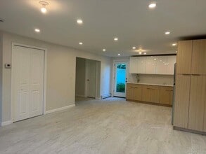 Building Photo - 60 Schneider Ave