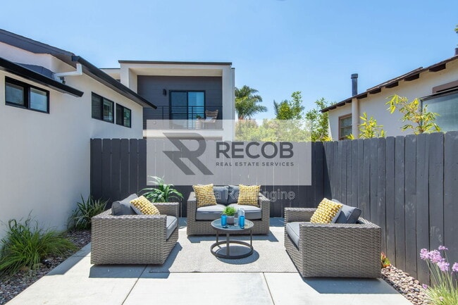 Building Photo - 5144 Manchester Rd