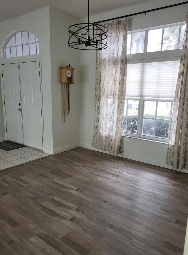 Building Photo - 7748 Burnet Ln