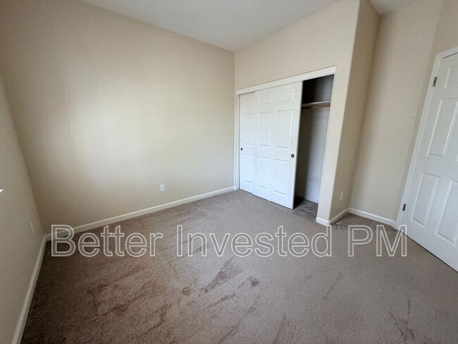 Building Photo - 1743 Waltzer Rd