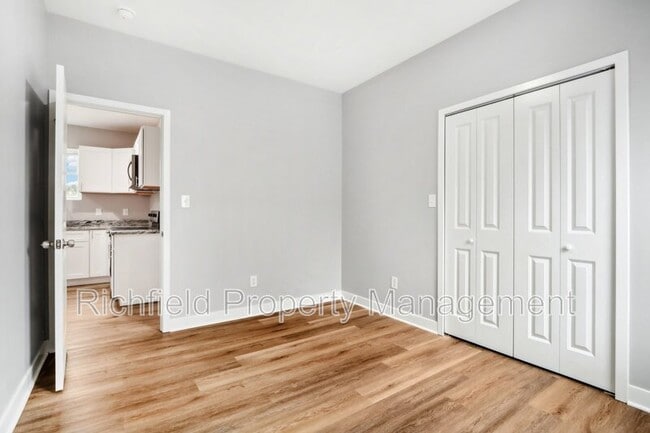 Building Photo - 25 N Drexel Ave